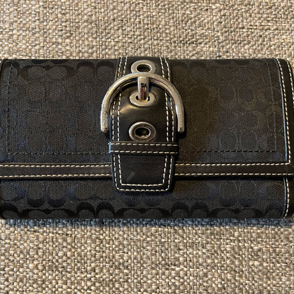 Coach wallet